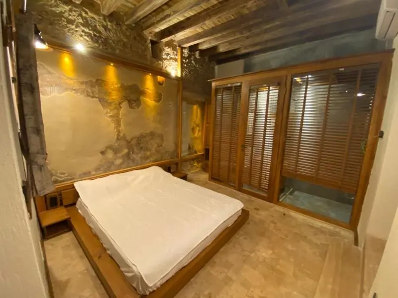 Spacious room